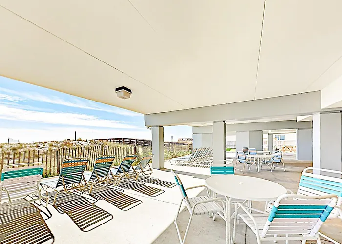 Island Sunrise 660 Apartment